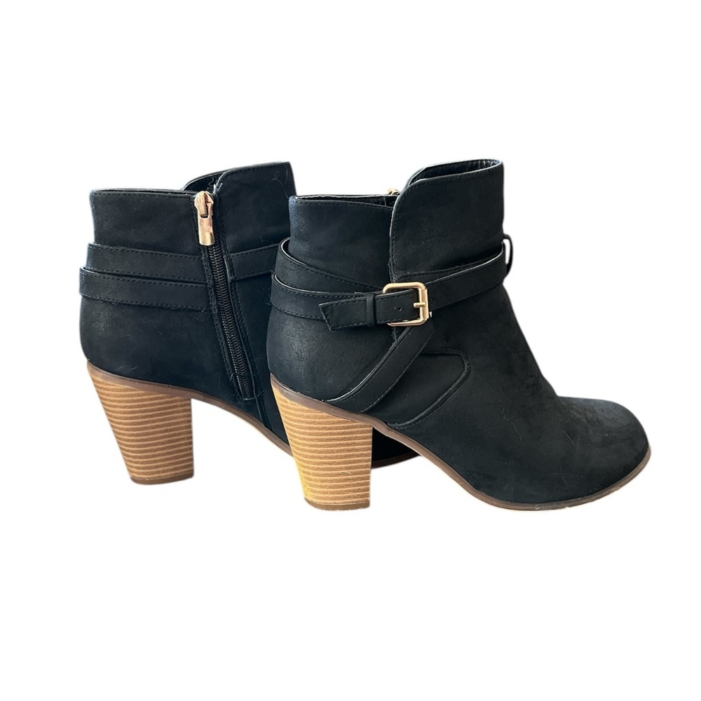 Joe Fresh Black Boots with Brown Heel - Size 9